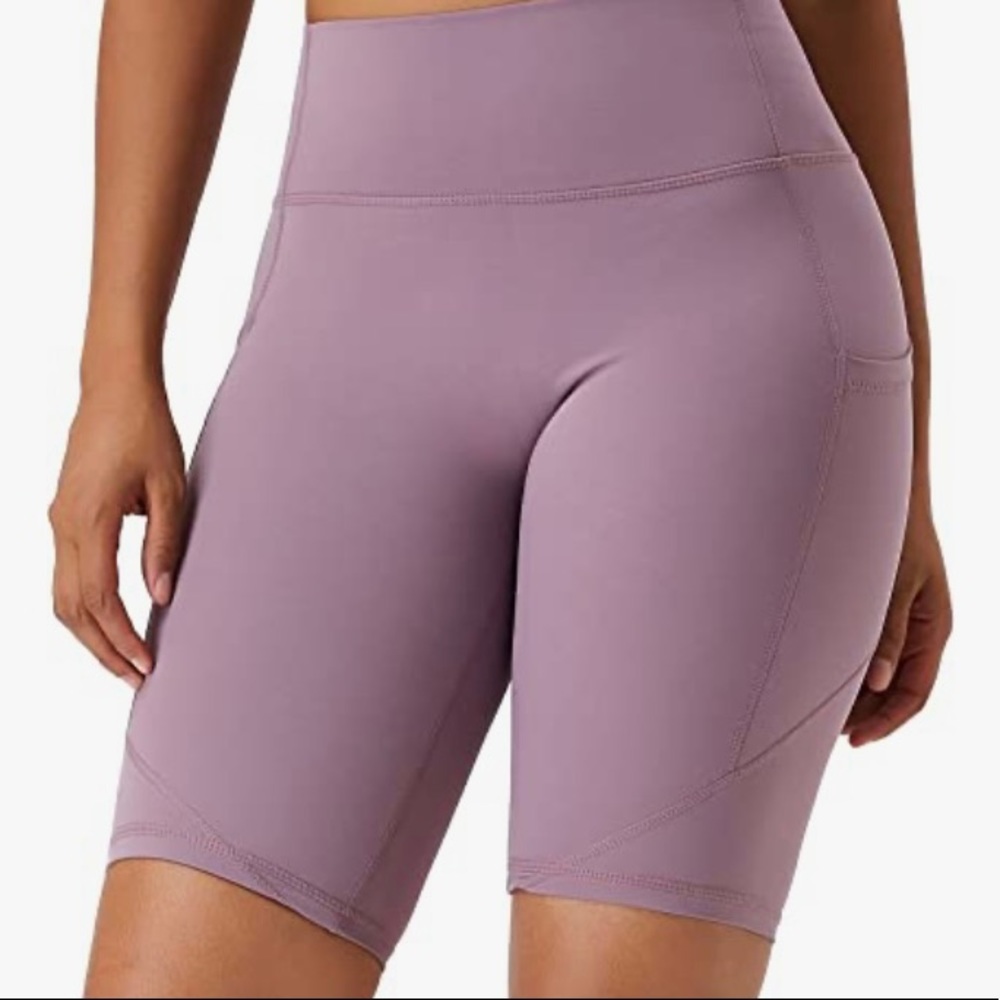 Women’s sport shorts size XL